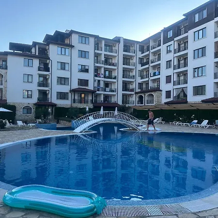 Appolonsea Apartment